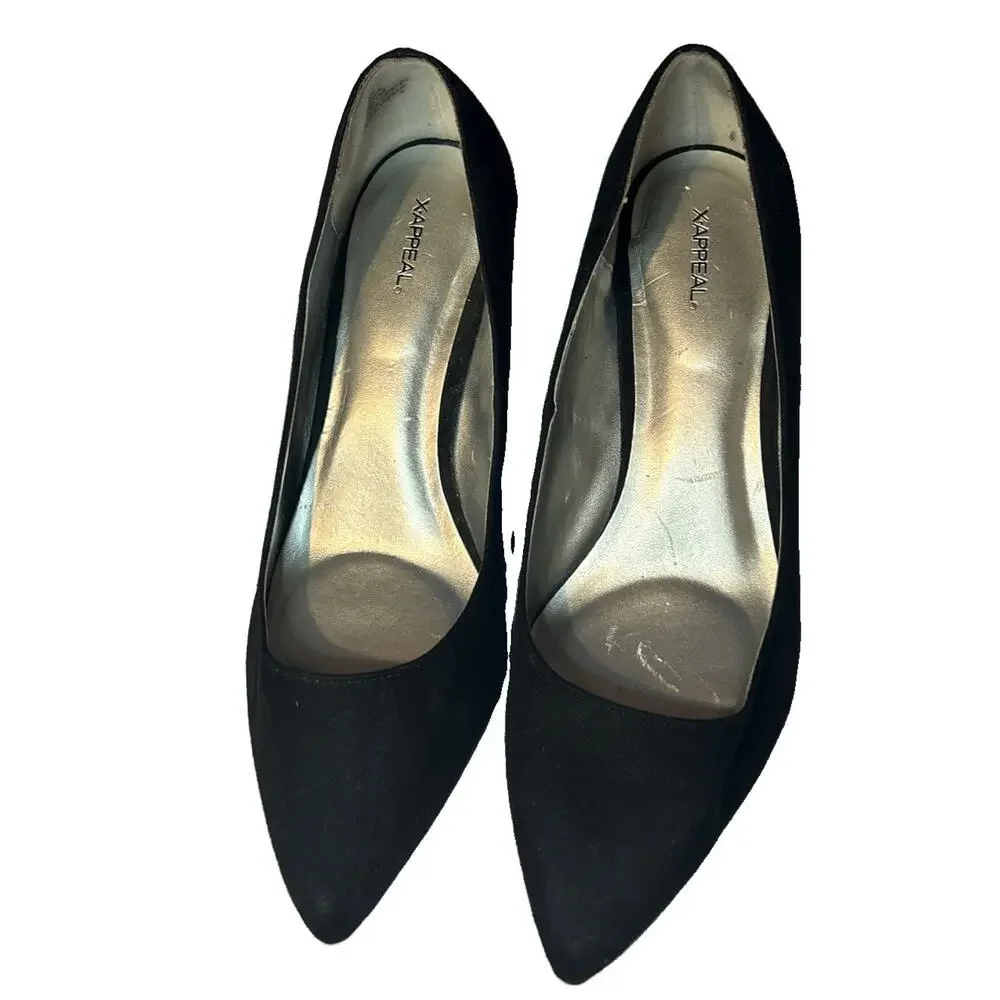 Xappeal Women’s Black Faux Suede Pointed Toe Pumps Classic Heels Size 9.5